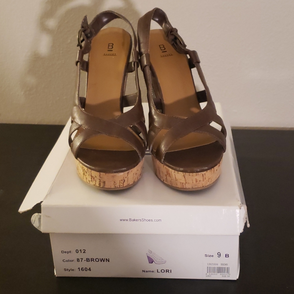 Bakers brown wedges